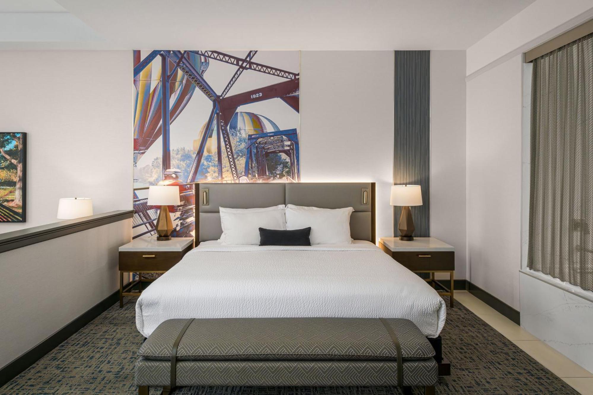 43 Hotel 4*